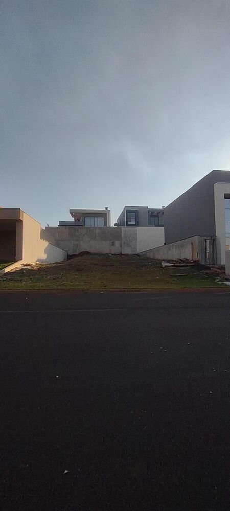 Terreno à venda, 349m² - Foto 1