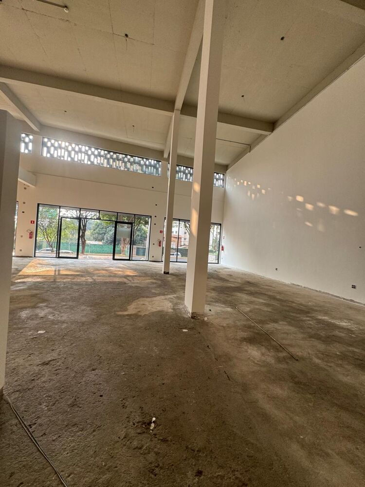 Loja-Salão para alugar, 211m² - Foto 2