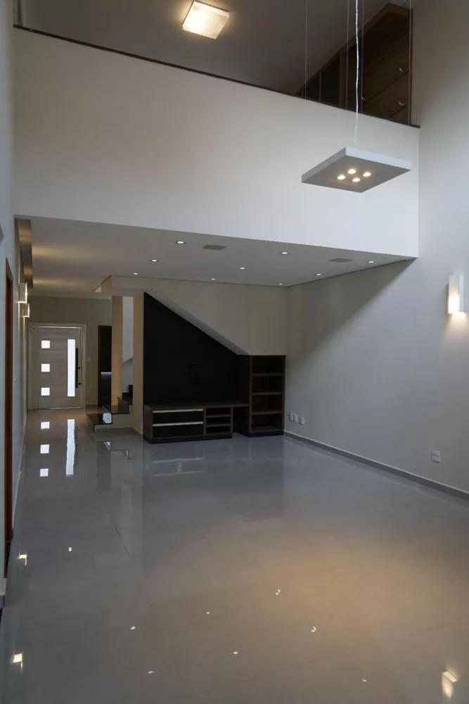 Casa de Condomínio à venda com 3 quartos, 283m² - Foto 2