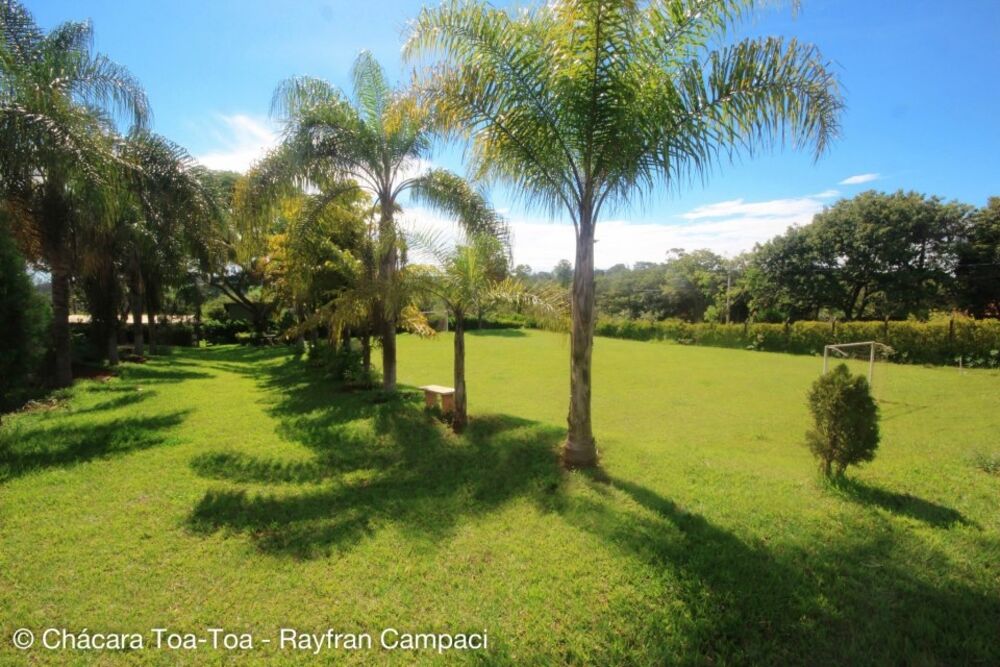 Chácara à venda com 2 quartos, 5500m² - Foto 1