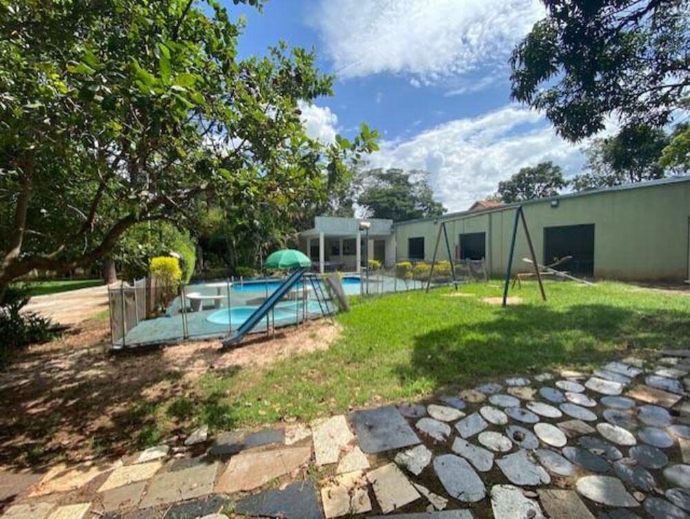Chácara à venda com 5 quartos, 750m² - Foto 4