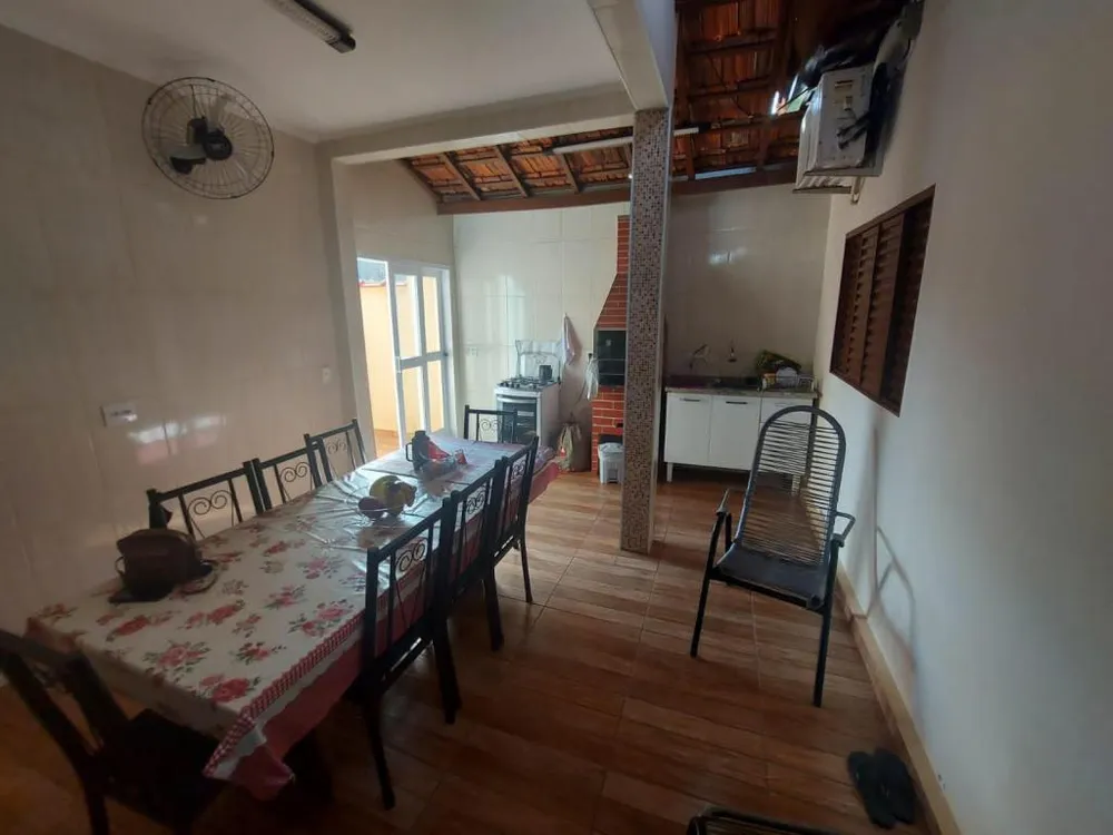Casa, 2 quartos, 175 m² - Foto 4