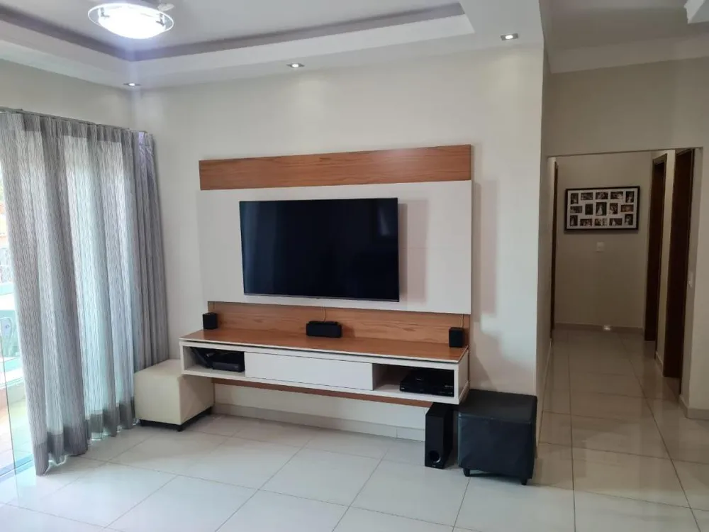 Apartamento, 3 quartos, 100 m² - Foto 2