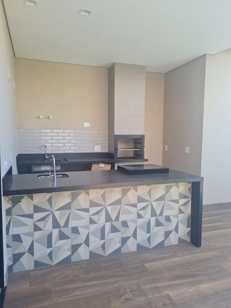 Casa de Condomínio à venda com 3 quartos, 237m² - Foto 2