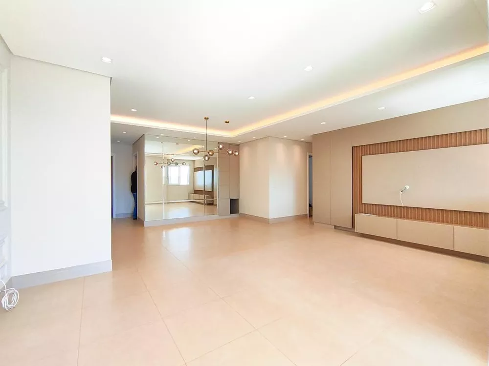 Apartamento à venda com 3 quartos, 132m² - Foto 4