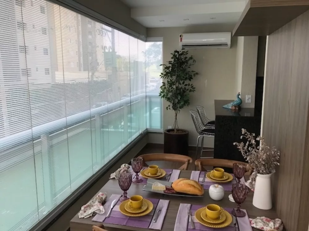 Apartamento à venda com 2 quartos, 85m² - Foto 2