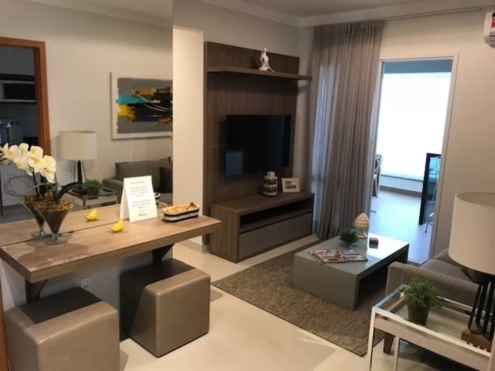 Apartamento à venda com 2 quartos, 85m² - Foto 1