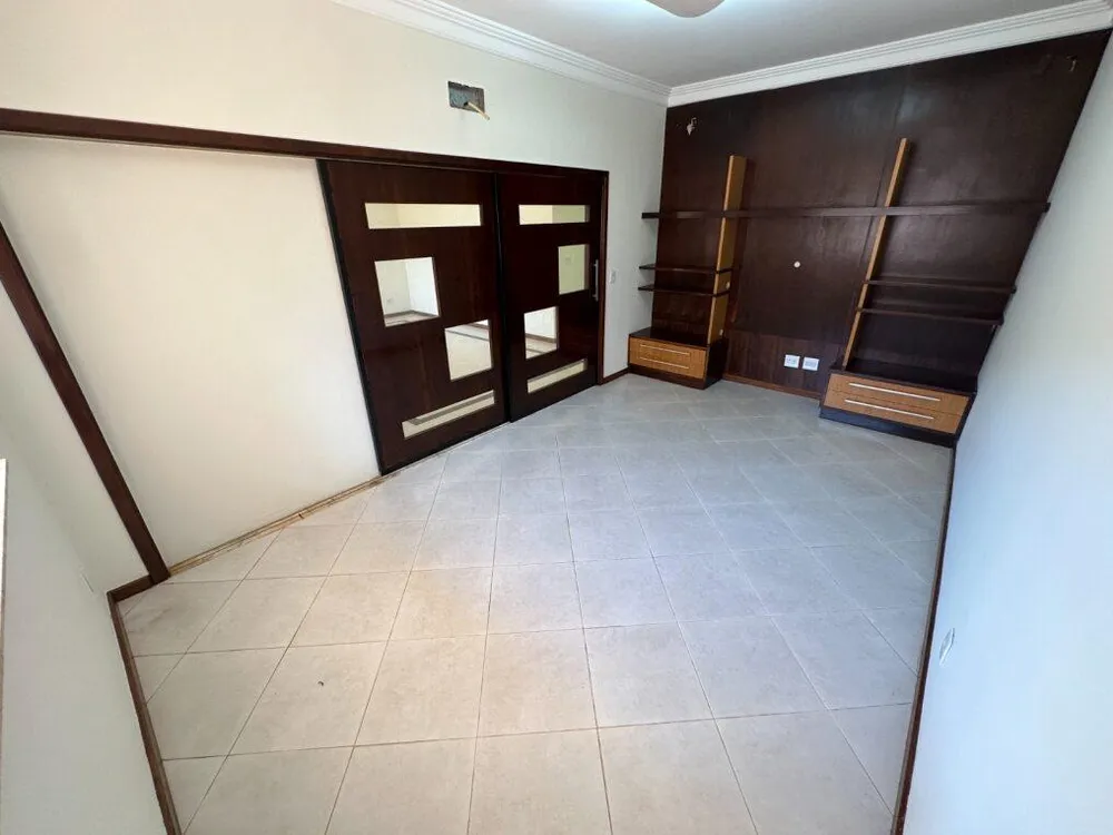 Casa, 5 quartos, 324 m² - Foto 9
