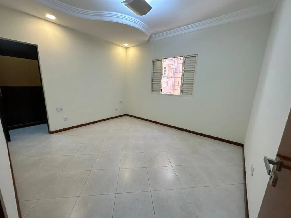 Casa, 5 quartos, 324 m² - Foto 12