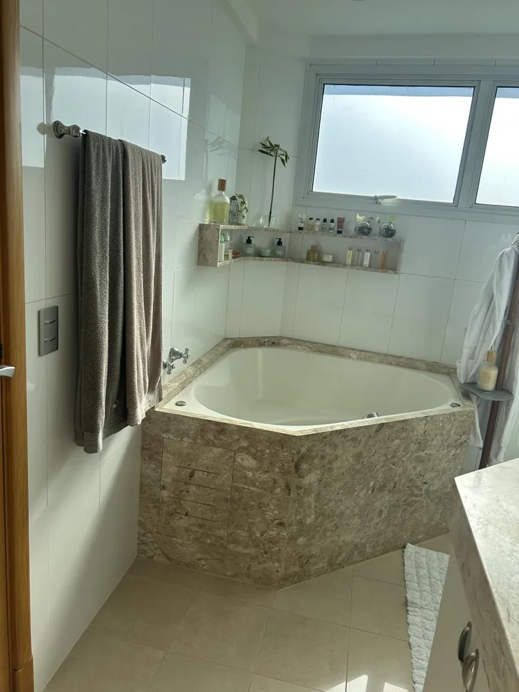 Apartamento, 3 quartos, 249 m² - Foto 2
