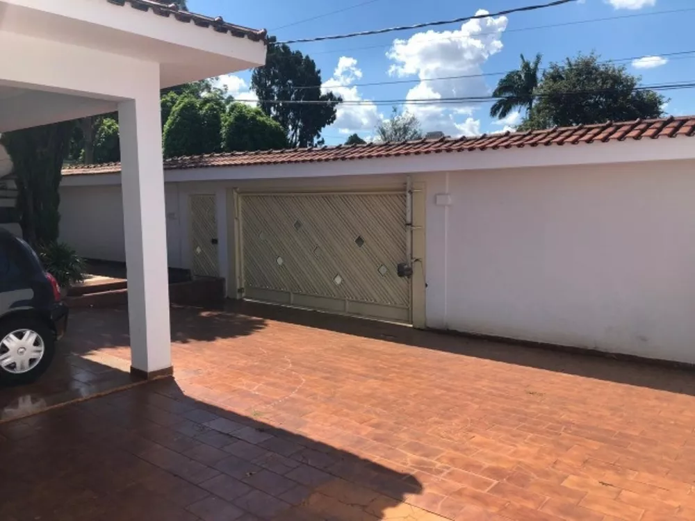 Casa à venda com 5 quartos, 322m² - Foto 5