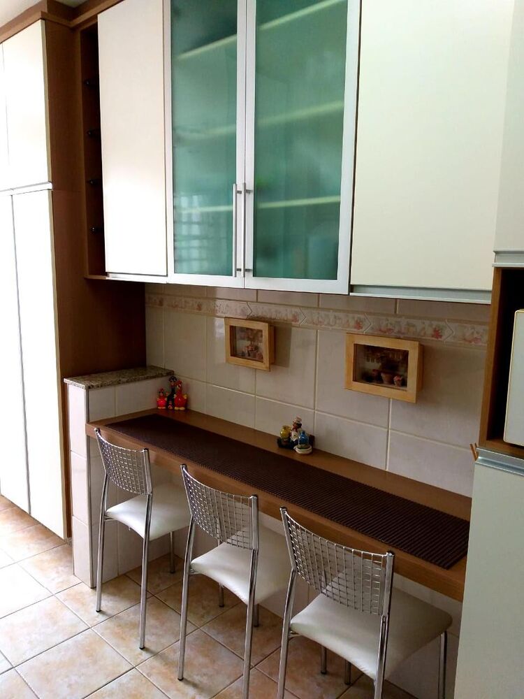Apartamento à venda com 2 quartos, 76m² - Foto 1