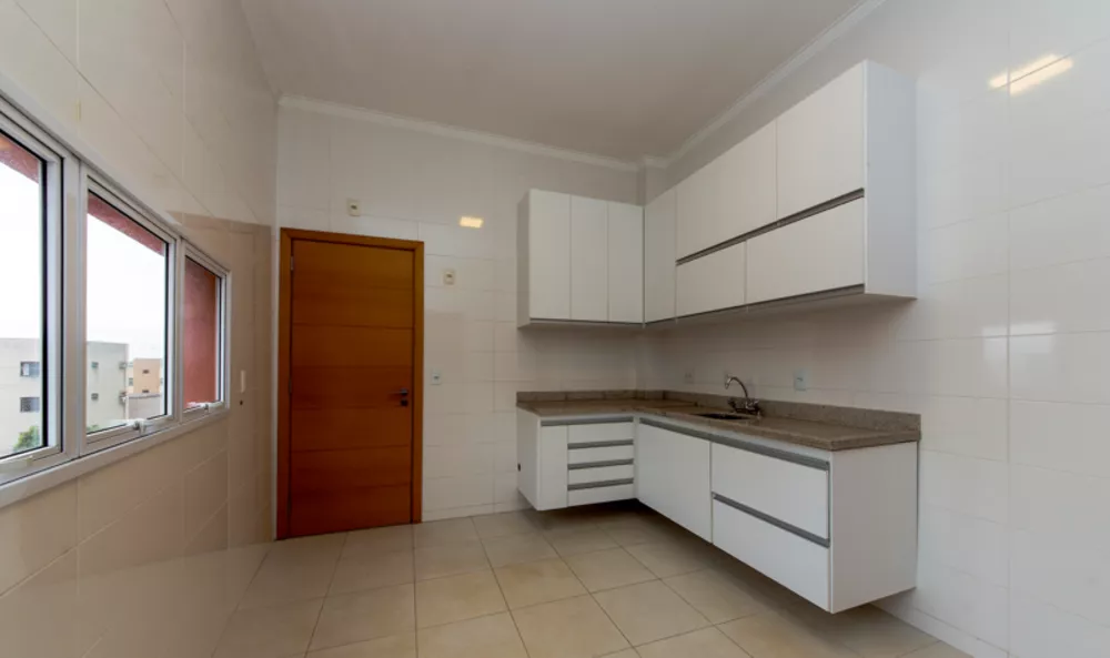 Apartamento à venda com 3 quartos, 122m² - Foto 10