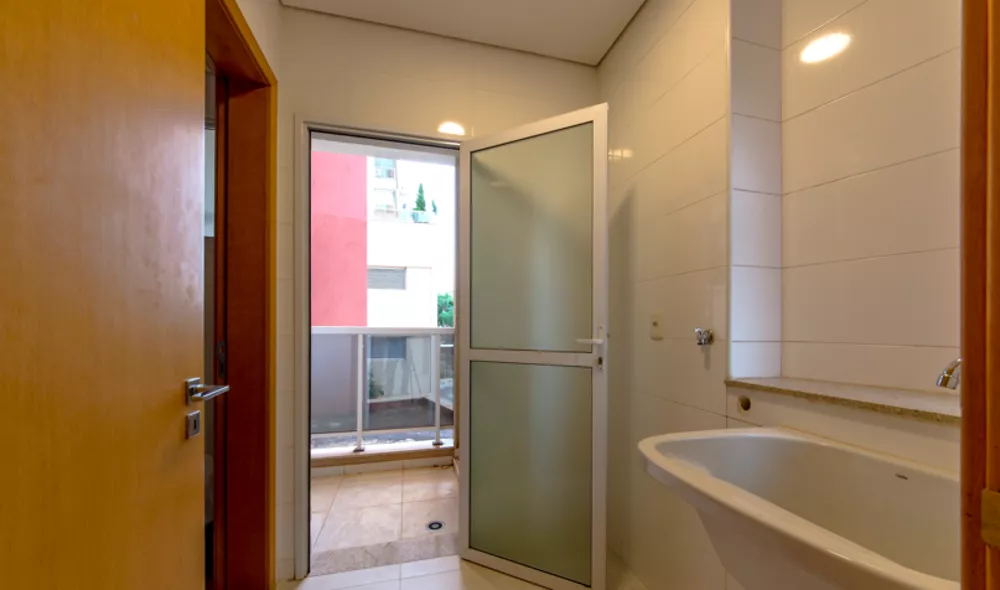 Apartamento à venda com 3 quartos, 122m² - Foto 4