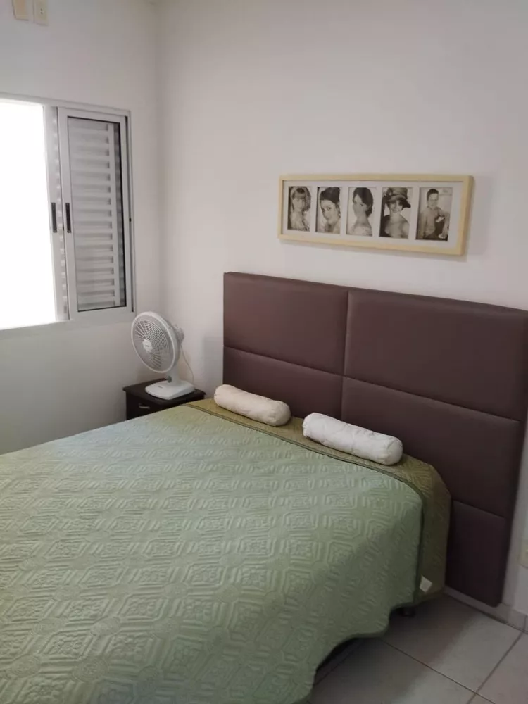 Casa à venda com 7 quartos, 330m² - Foto 13