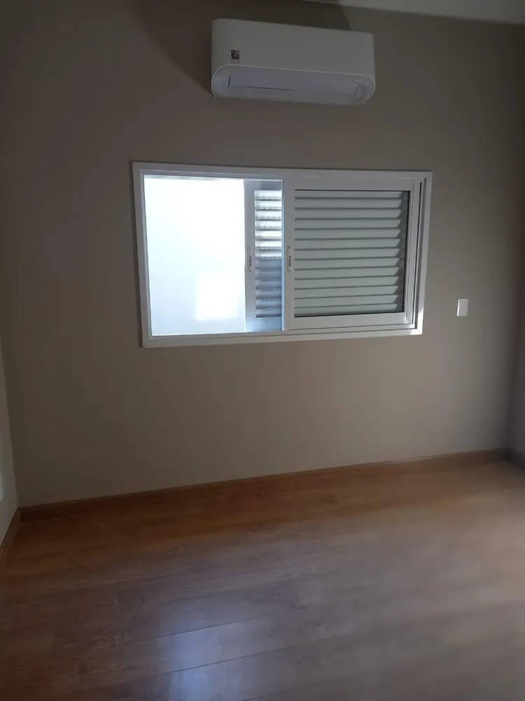 Casa, 4 quartos, 382 m² - Foto 1