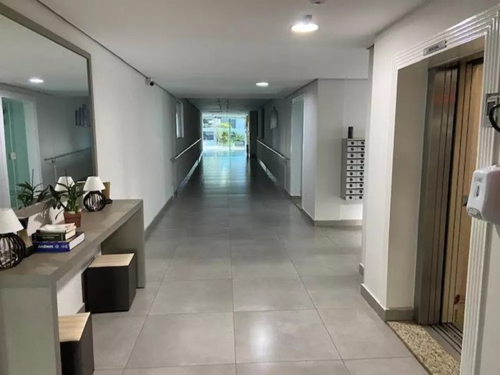 Apartamento à venda com 3 quartos, 62m² - Foto 2