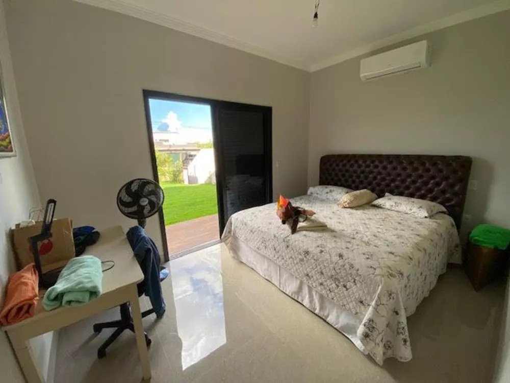 Casa de Condomínio à venda com 3 quartos, 206m² - Foto 3