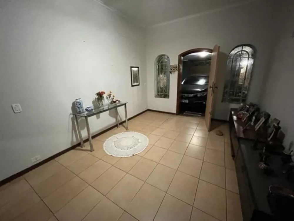 Casa à venda com 3 quartos, 128m² - Foto 2