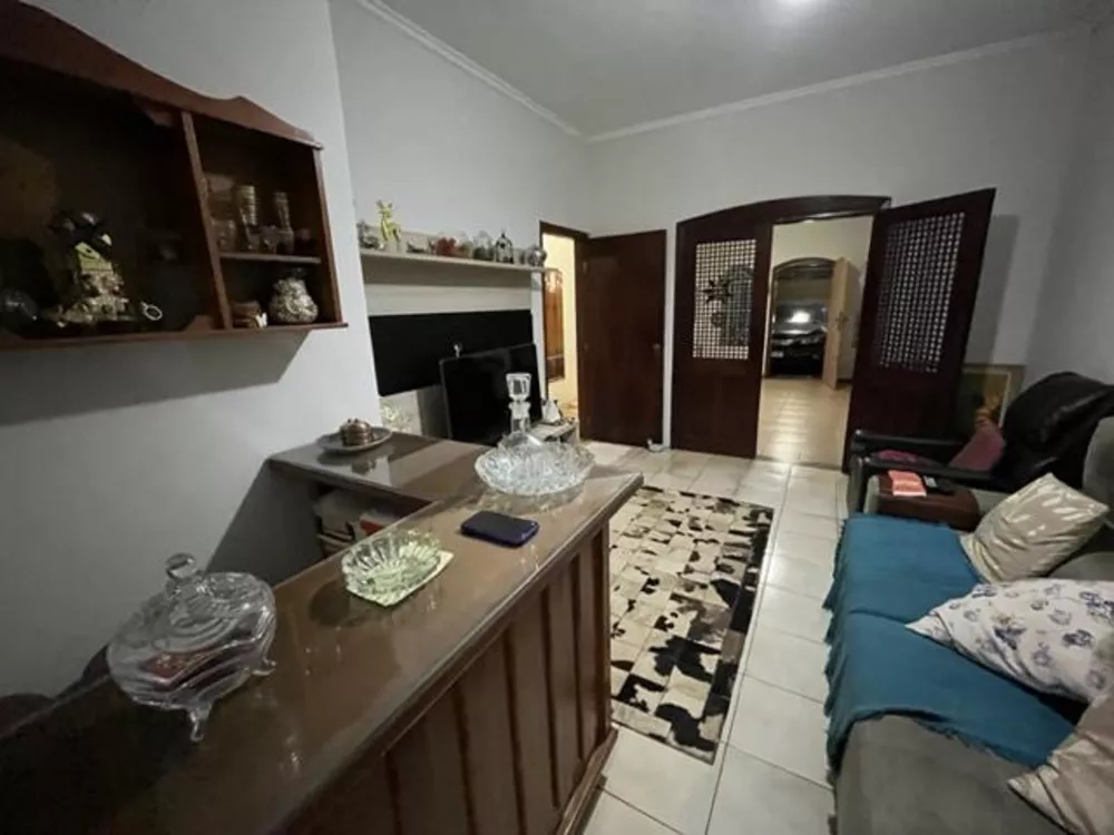 Casa à venda com 3 quartos, 128m² - Foto 4