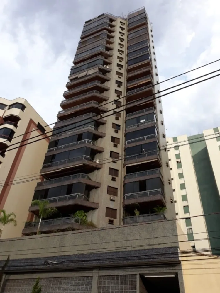 Apartamento, 3 quartos, 167 m² - Foto 2