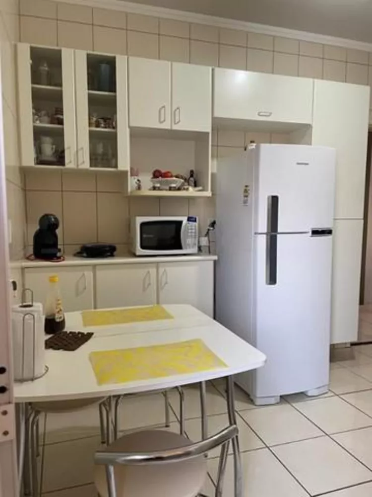 Apartamento à venda com 3 quartos, 96m² - Foto 3