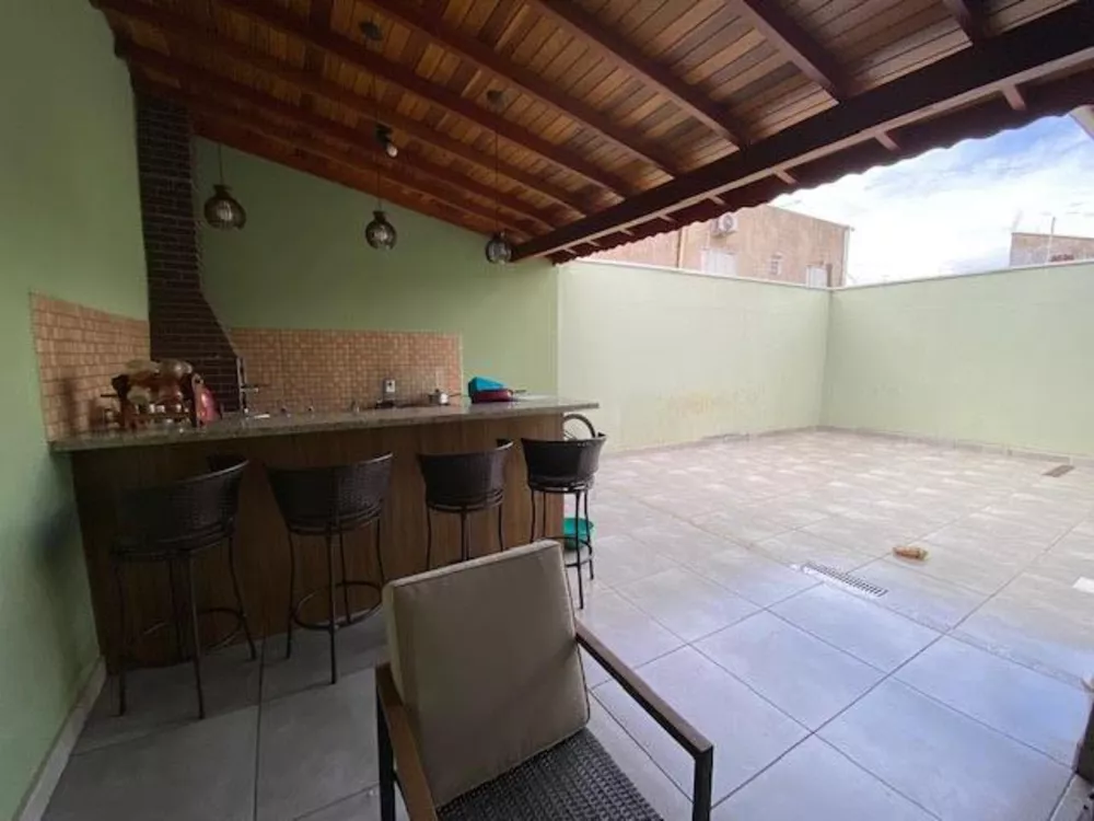 Casa à venda com 3 quartos, 180m² - Foto 9