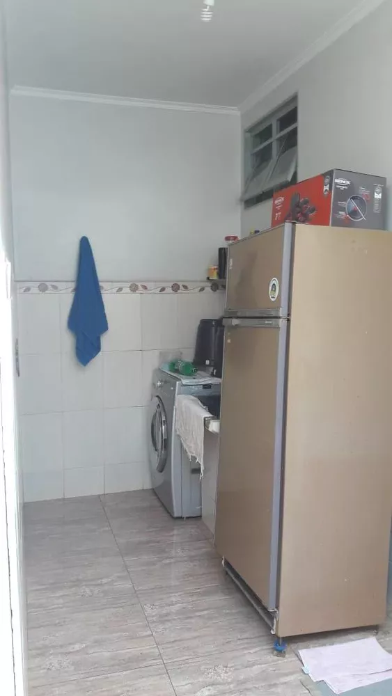 Casa à venda com 3 quartos, 380m² - Foto 3