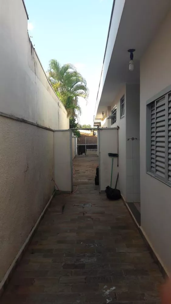 Casa à venda com 3 quartos, 380m² - Foto 25