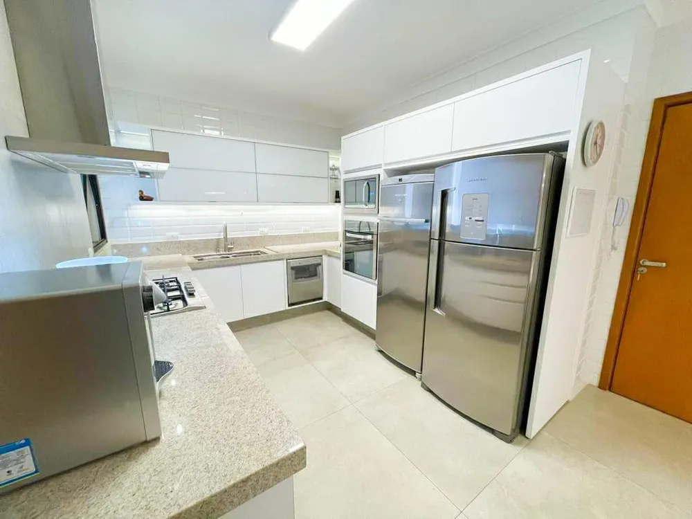 Apartamento, 3 quartos, 177 m² - Foto 1