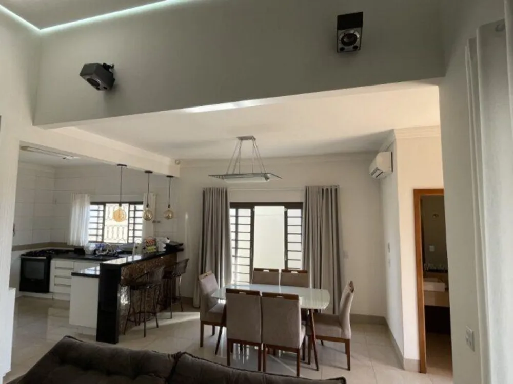 Casa, 3 quartos, 300 m² - Foto 4