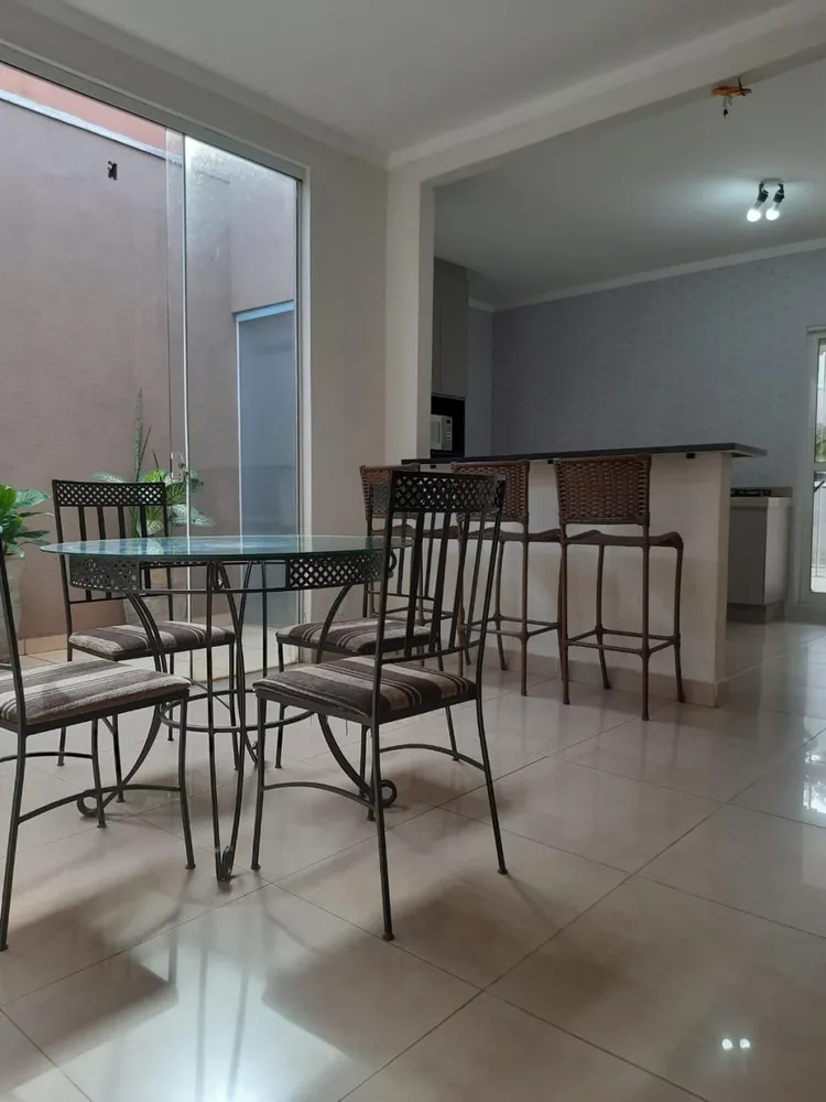 Casa, 2 quartos, 164 m² - Foto 1