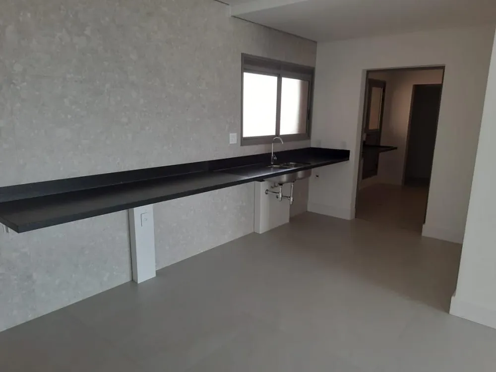 Apartamento, 3 quartos, 227 m² - Foto 3