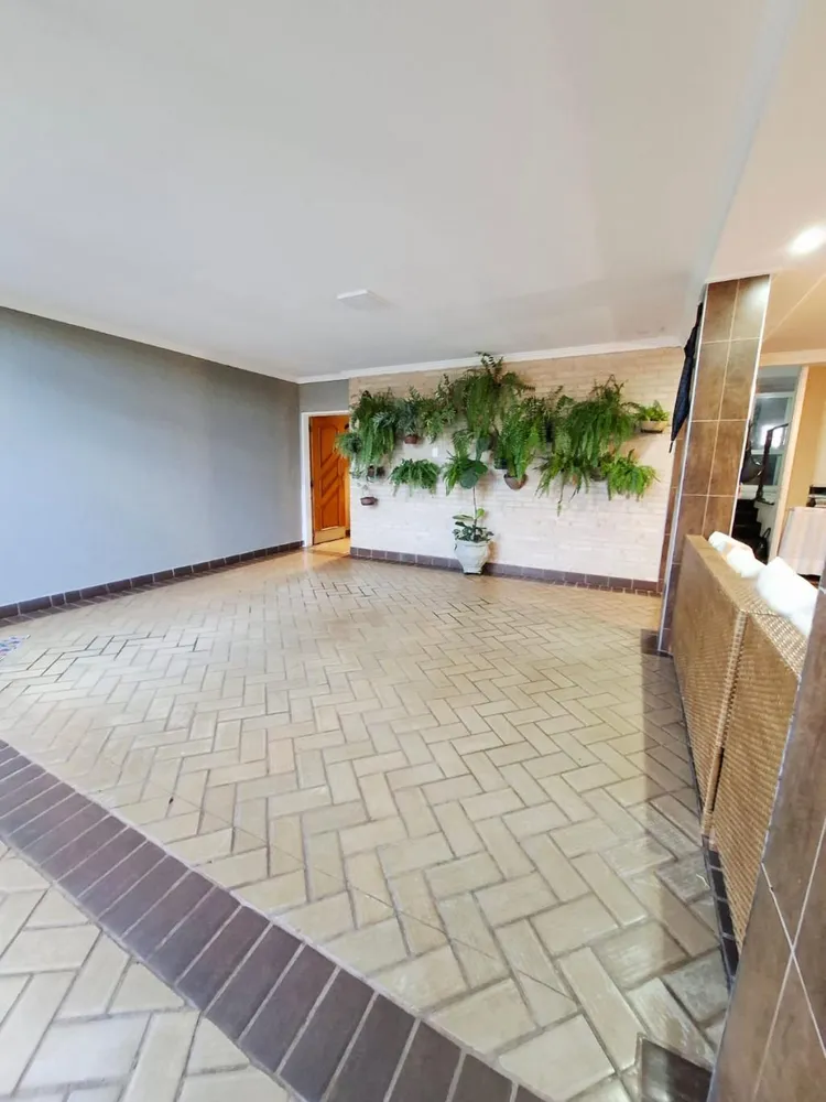 Casa, 3 quartos, 250 m² - Foto 8