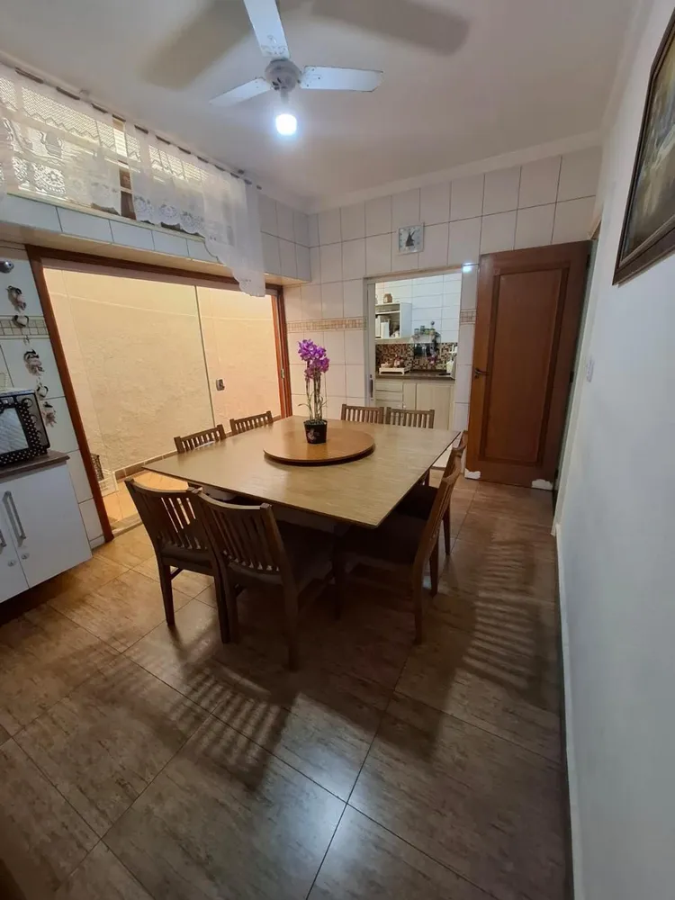 Casa, 3 quartos, 250 m² - Foto 4