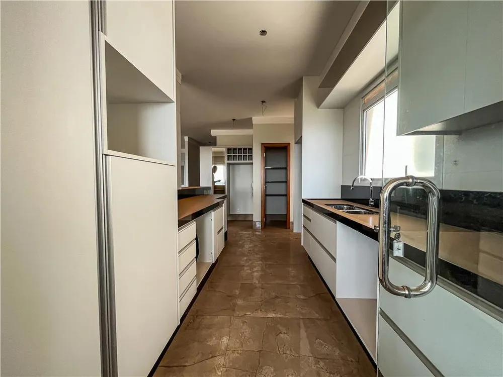 Apartamento, 3 quartos, 196 m² - Foto 15