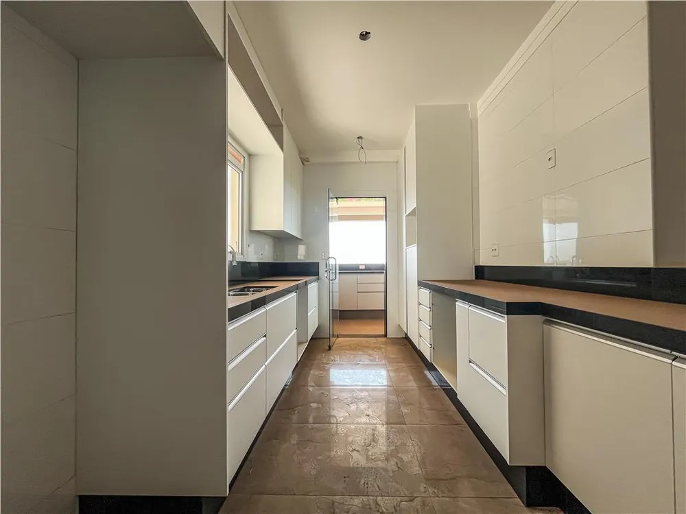 Apartamento, 3 quartos, 196 m² - Foto 8