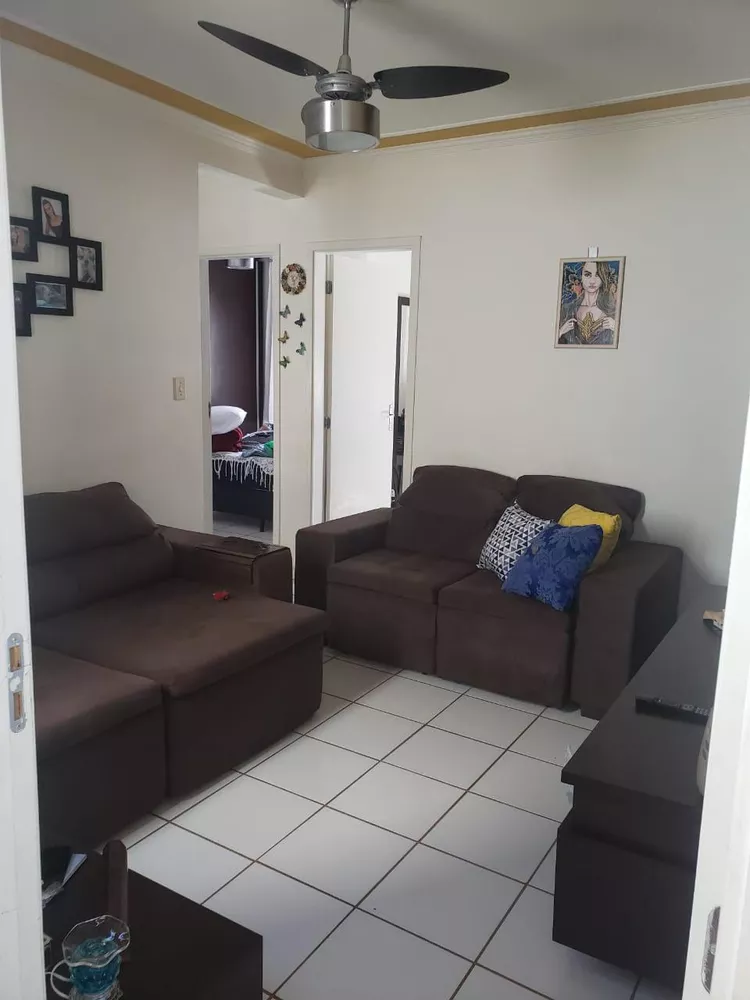 Apartamento à venda com 2 quartos, 45m² - Foto 3