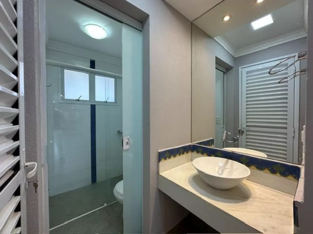 Casa de Condomínio à venda com 3 quartos, 245m² - Foto 10