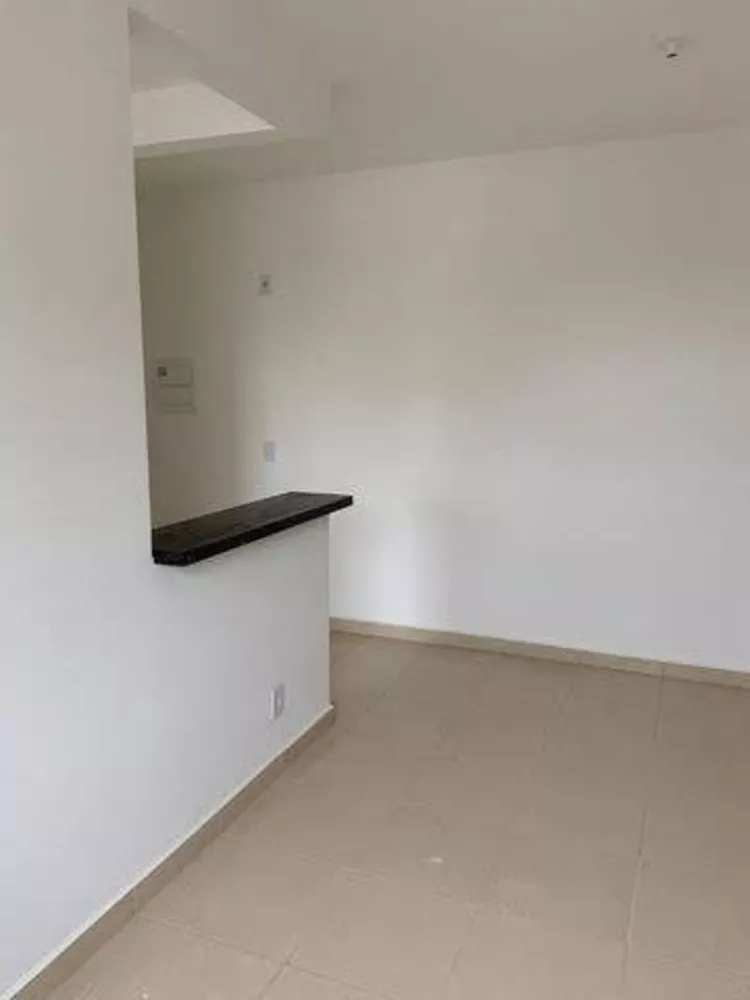 Apartamento à venda com 2 quartos, 45m² - Foto 6