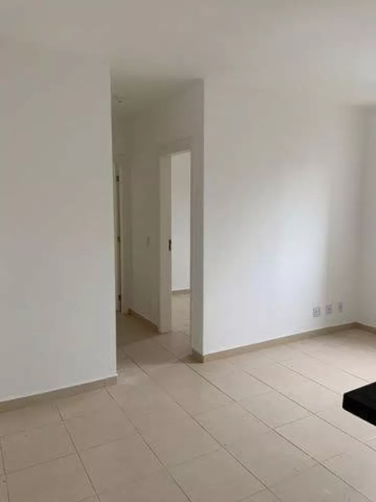 Apartamento à venda com 2 quartos, 45m² - Foto 3