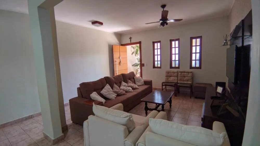 Casa, 4 quartos, 204 m² - Foto 4