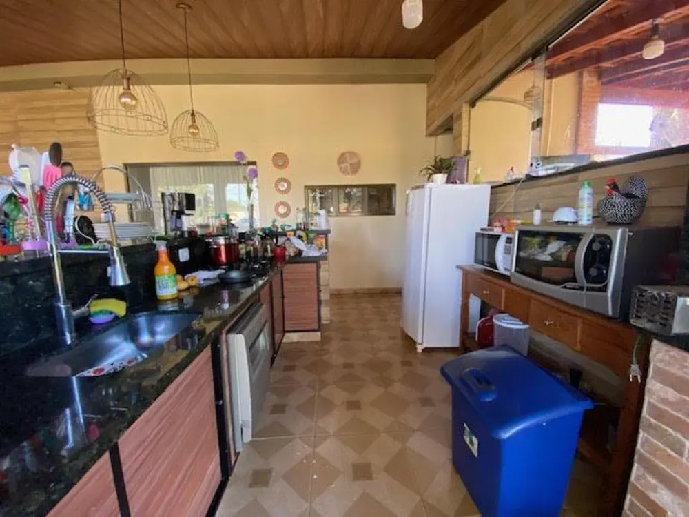 Chácara, 3 quartos, 2626 m² - Foto 4