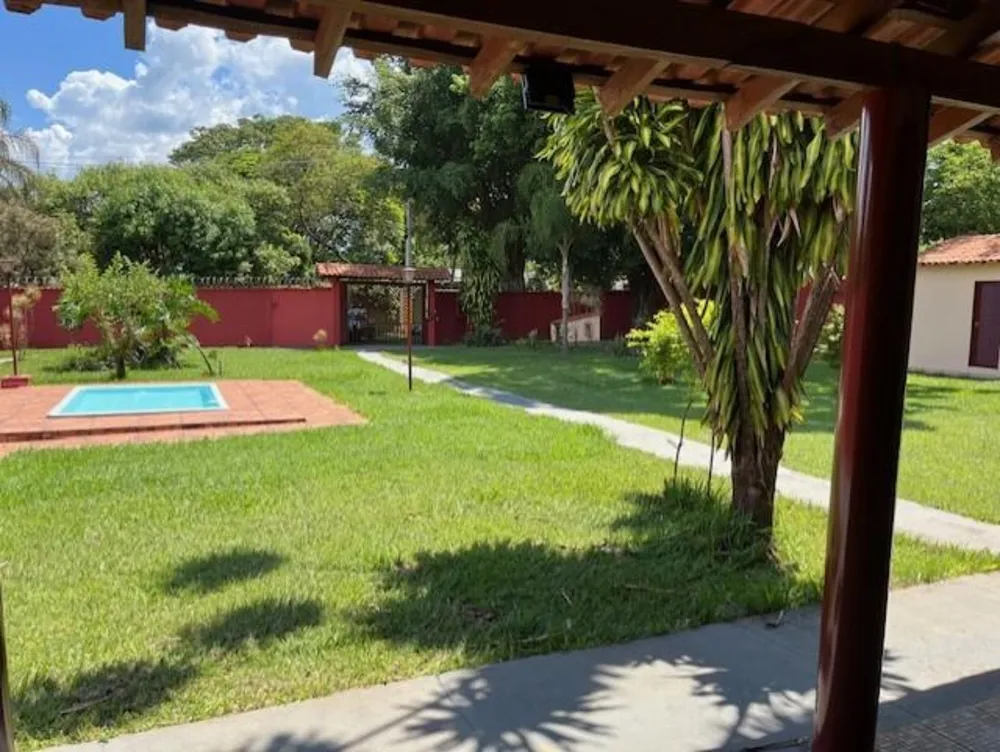 Chácara, 3 quartos, 1740 m² - Foto 1