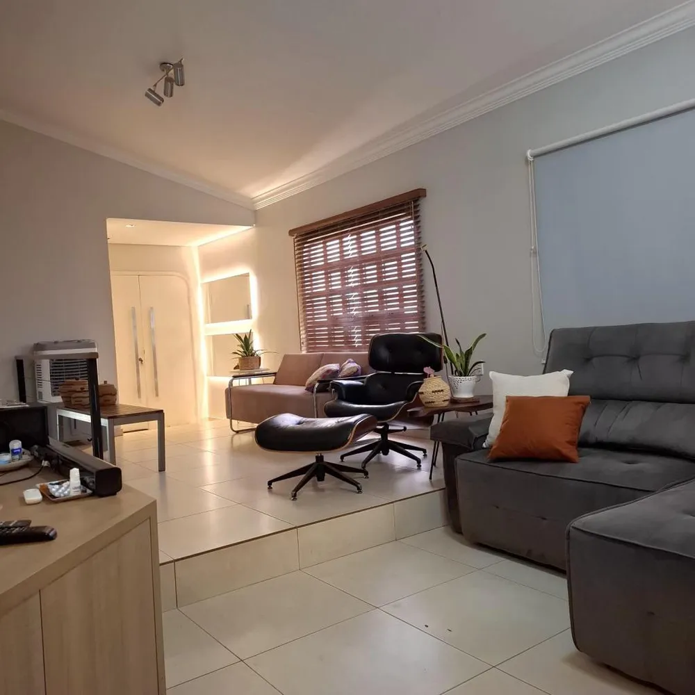 Casa, 3 quartos, 313 m² - Foto 3