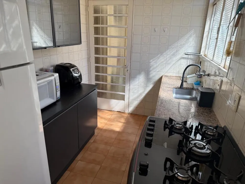Casa, 5 quartos, 213 m² - Foto 2