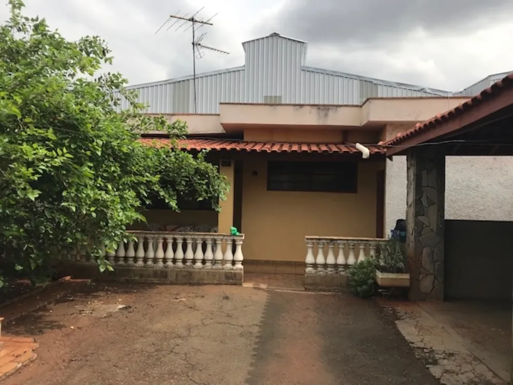 Casa, 3 quartos, 340 m² - Foto 3