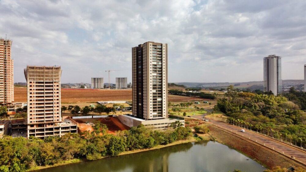 Apartamento à venda com 3 quartos, 118m² - Foto 3