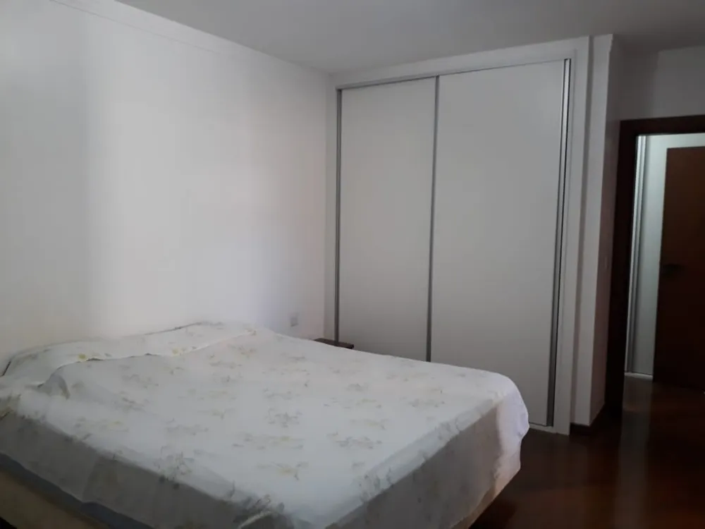 Casa, 4 quartos, 489 m² - Foto 4