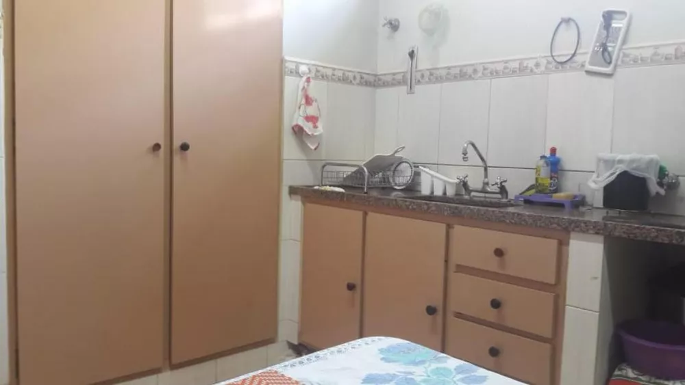 Casa à venda com 3 quartos, 380m² - Foto 3